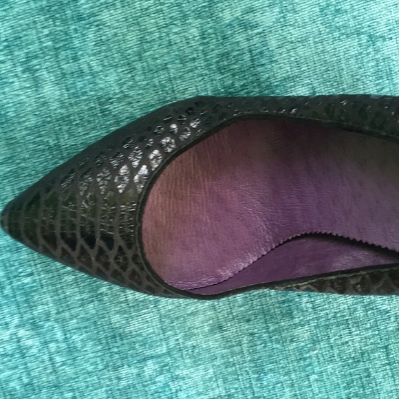 Faryl Robin Snake Print Heels - Picture 4 of 5